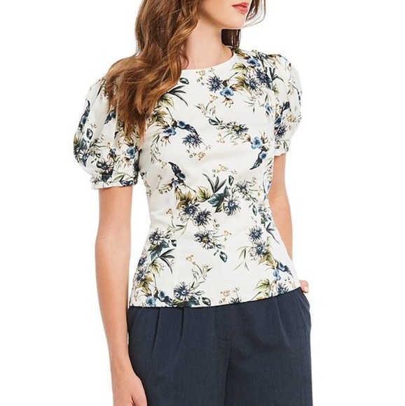 Noor Floral Print Puffed Statement Shoulder Blouse - Picture 6 of 6